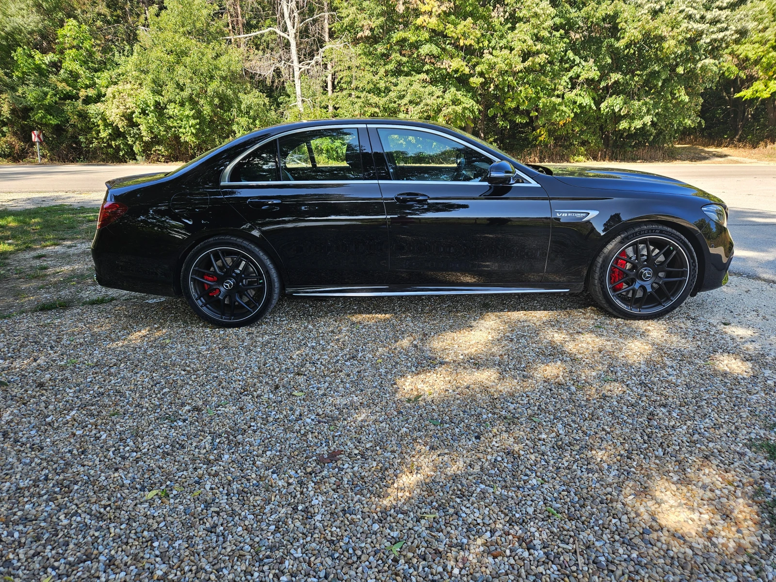 Mercedes-Benz E 63 AMG S+  | Mobile.bg   16