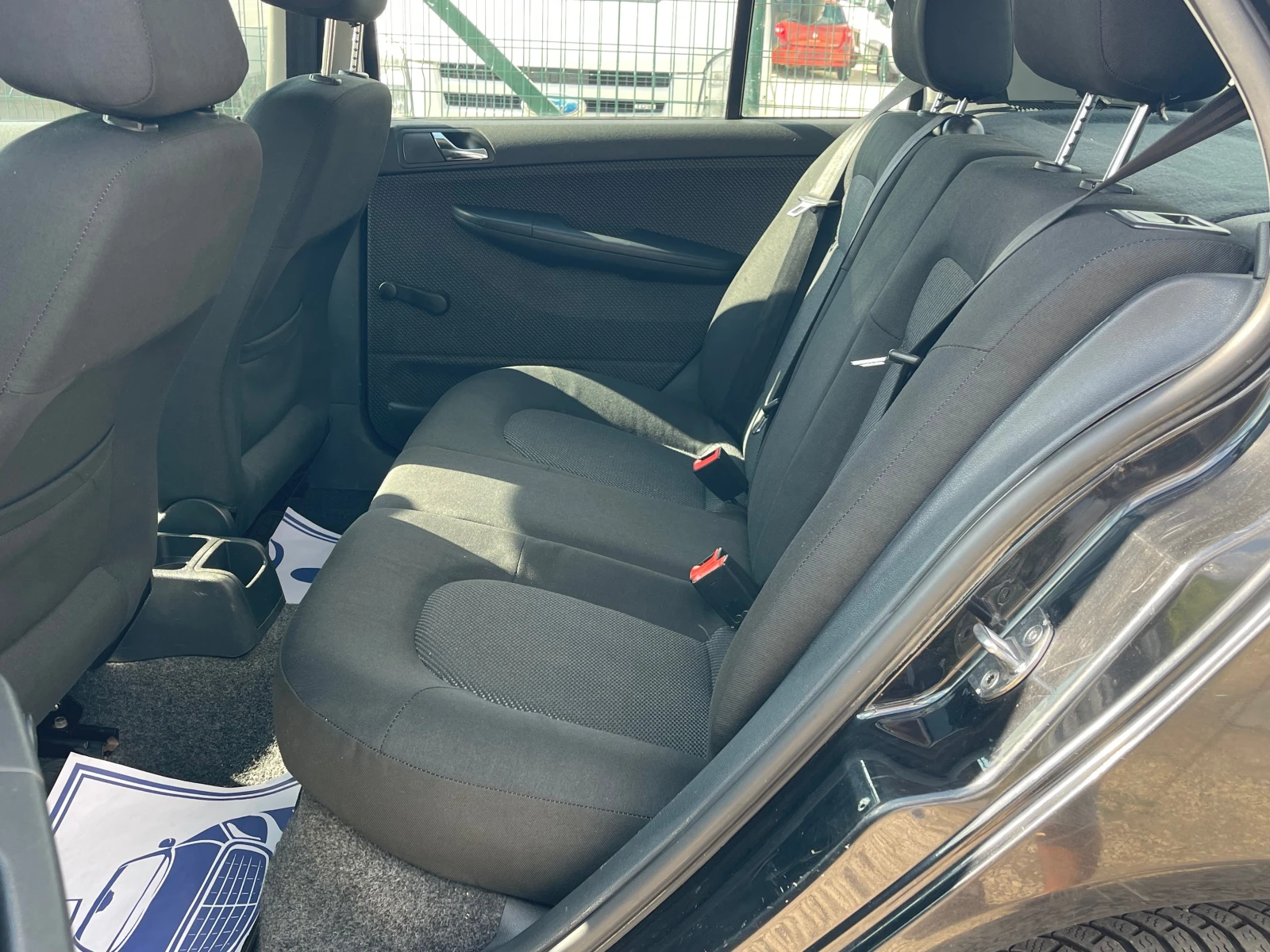 Skoda Fabia 1.2 климатик - изображение 10