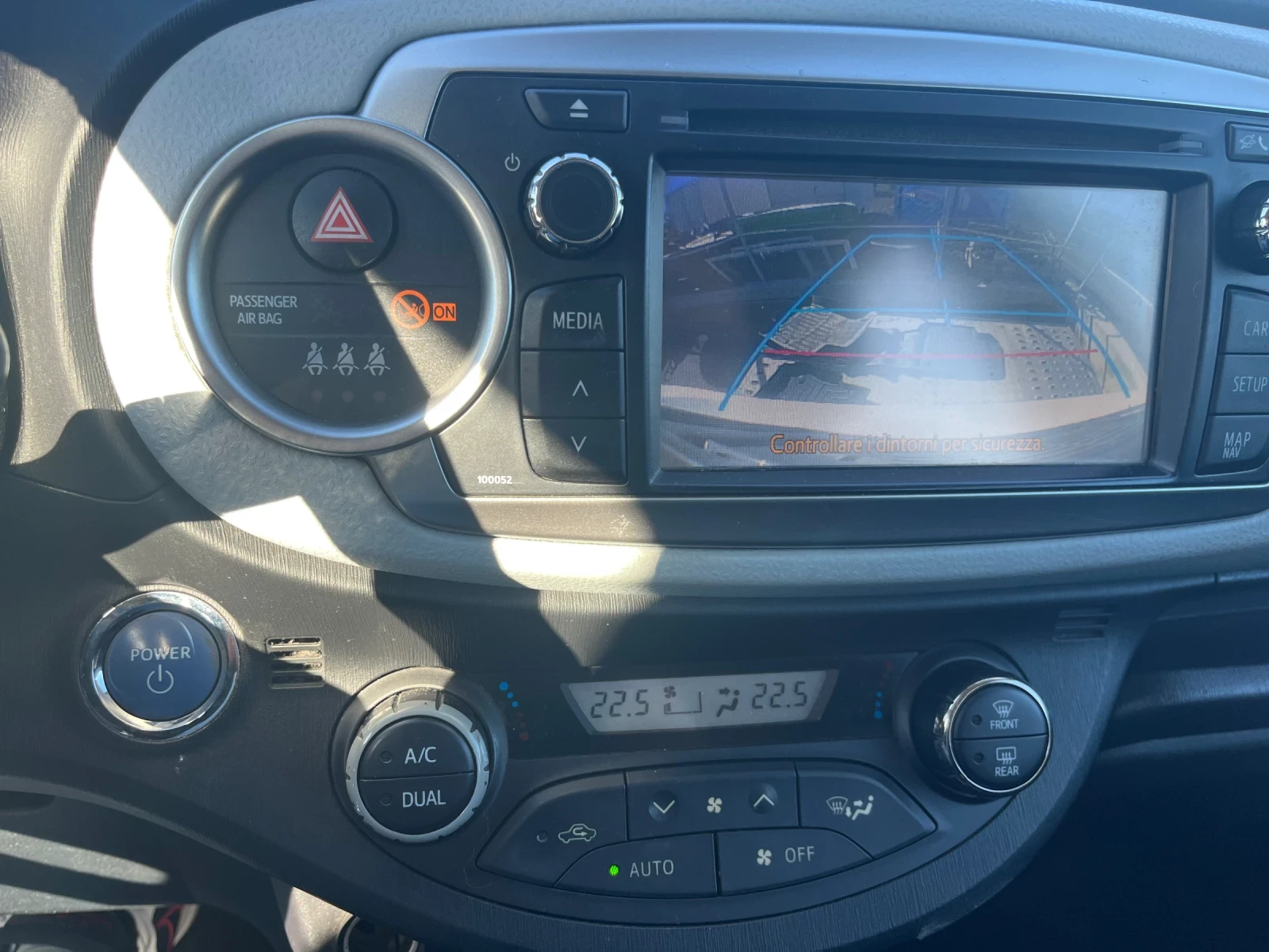 Toyota Yaris Hybrid - изображение 9