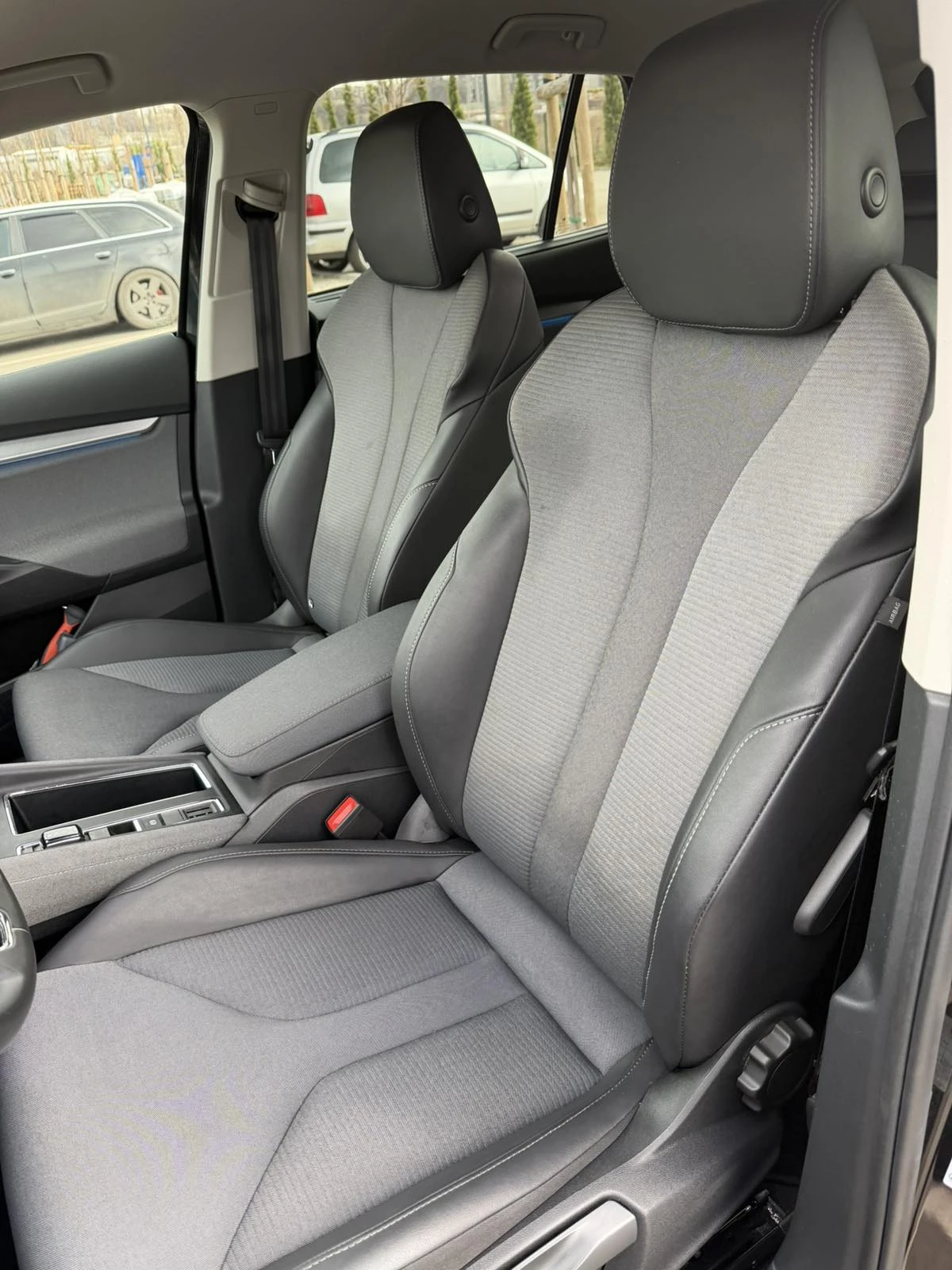 Skoda Enyaq  77.719 km �������  ���������� HUD | Mobile.bg � ����������� 11