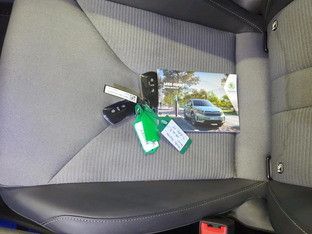 Skoda Enyaq  77.719 km | Mobile.bg   8