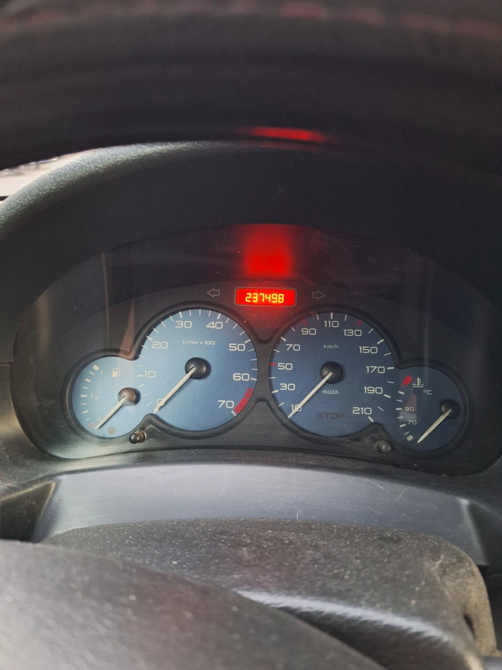 Citroen Berlingo 1.6I 109к.с Газово - изображение 9