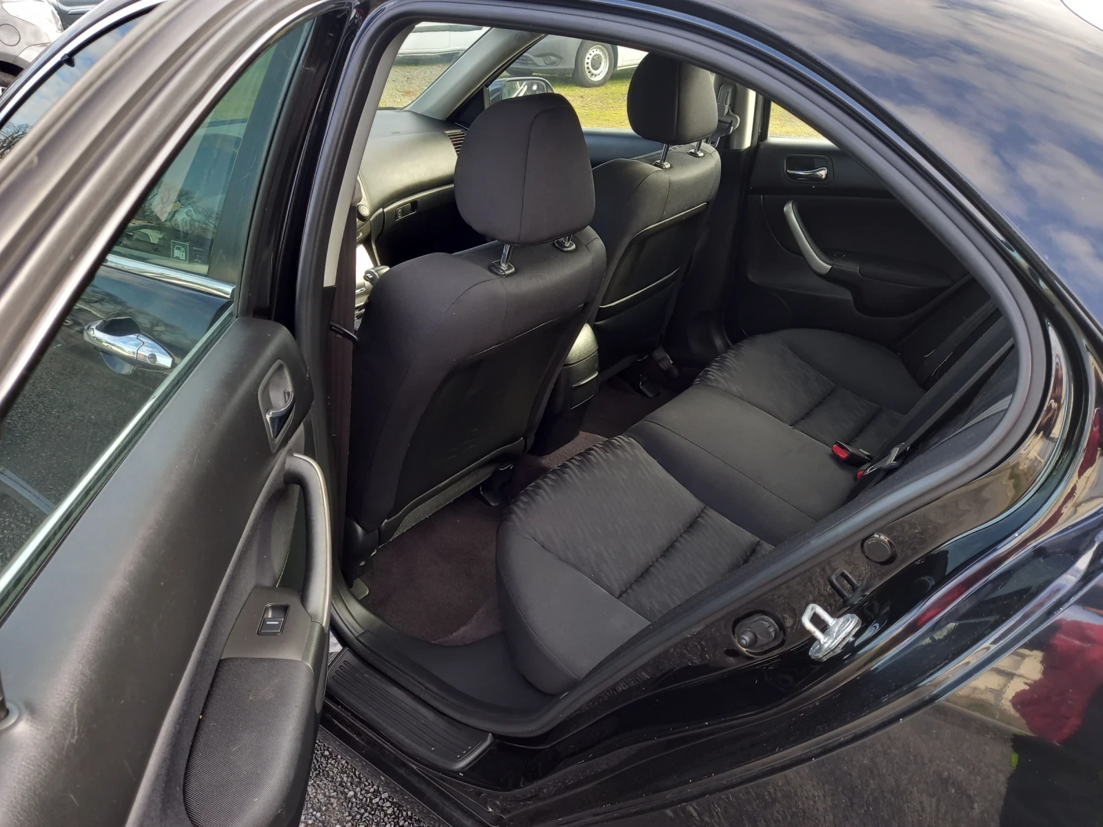 Honda Accord 2.0 VITEC  AUTOMATIC | Mobile.bg � ����������� 12