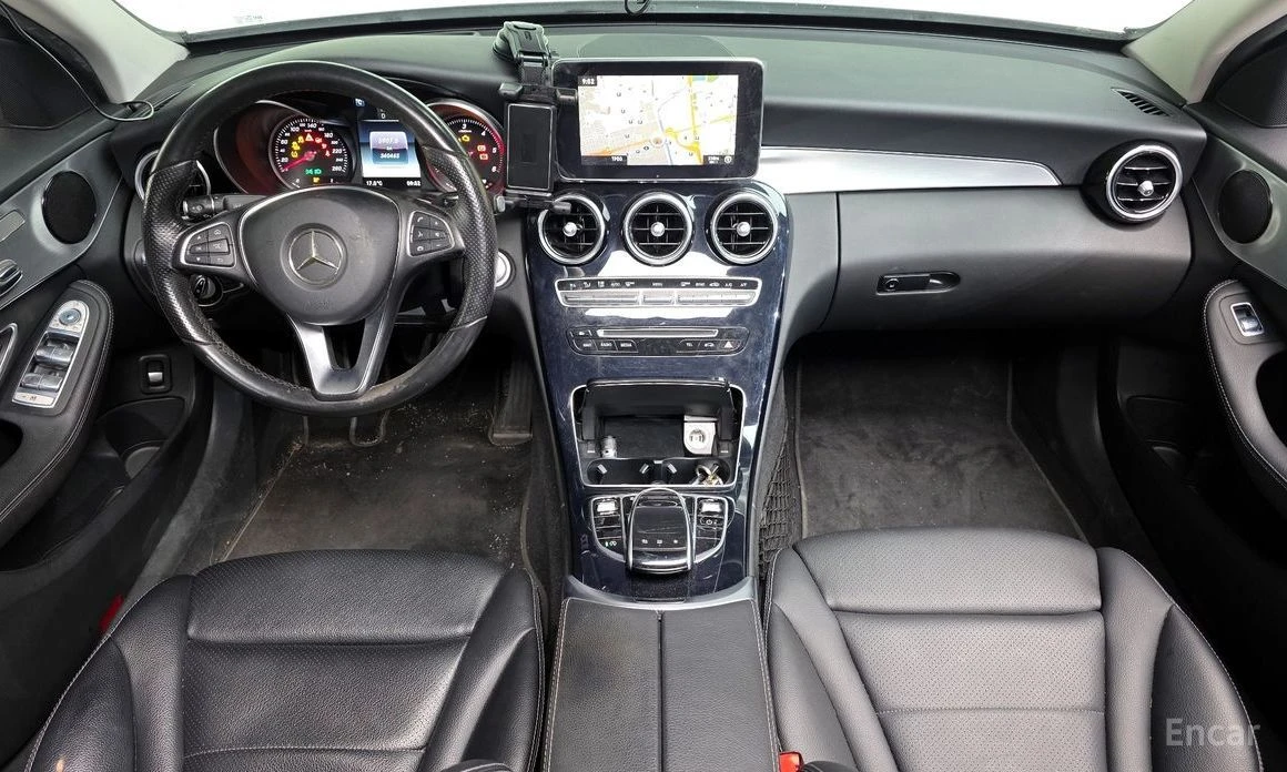 Mercedes-Benz C 220  - изображение 7