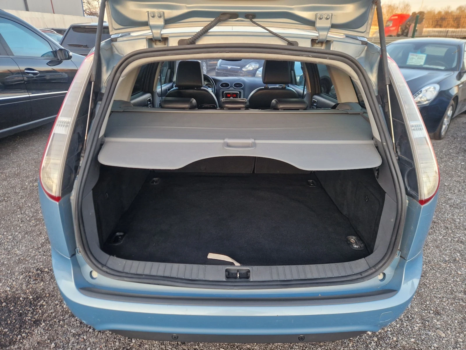 Ford Focus 2.0i 16v 145HP.LPG ITALIA | Mobile.bg � ����������� 11