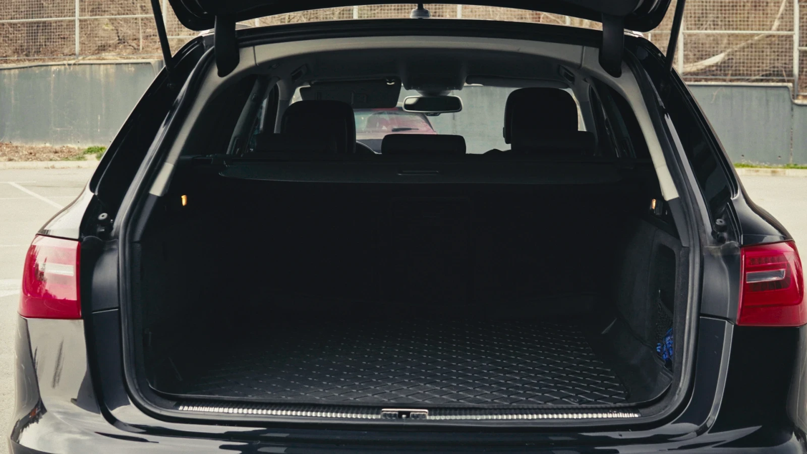 Audi A6 C7/AVANT/QUATTRO/FULL LED/BOSE/DISTRONIC, снимка 13 - Автомобили и джипове - 53736945