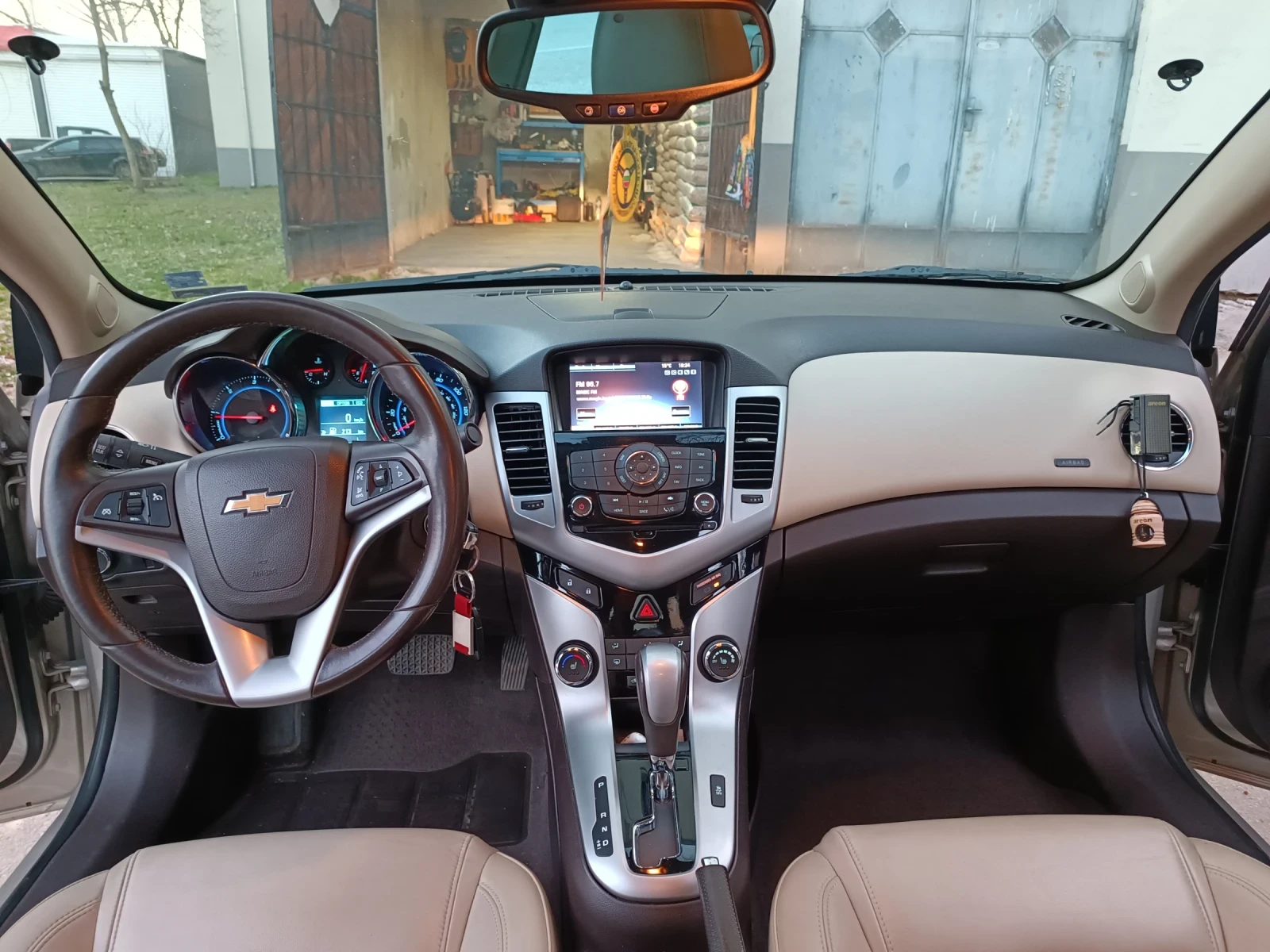 Chevrolet Cruze, снимка 8 - Автомобили и джипове - 53817447