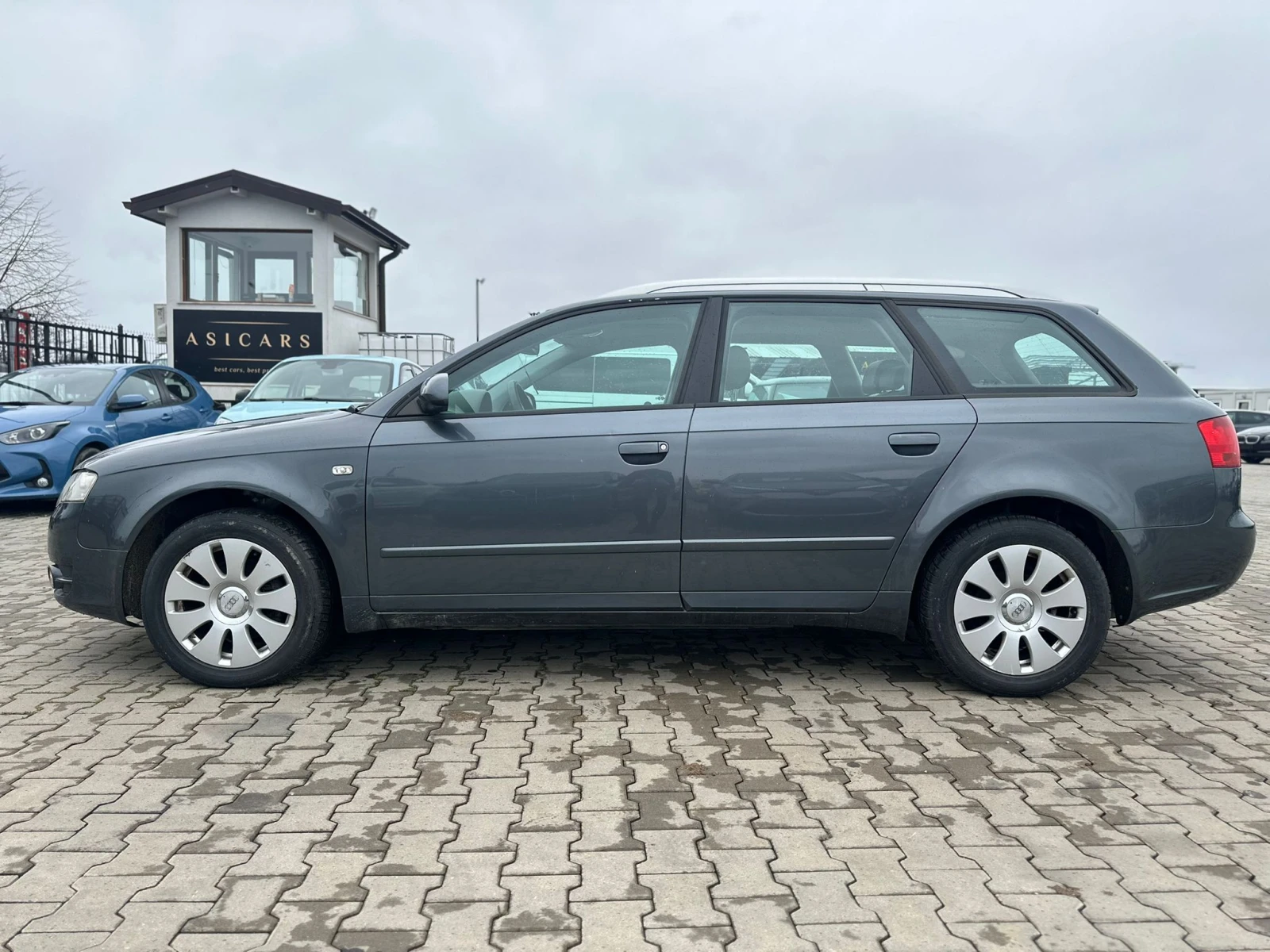 Audi A4 / AVANT / 2.0D / 140 HP /, снимка 2 - Автомобили и джипове - 54064226