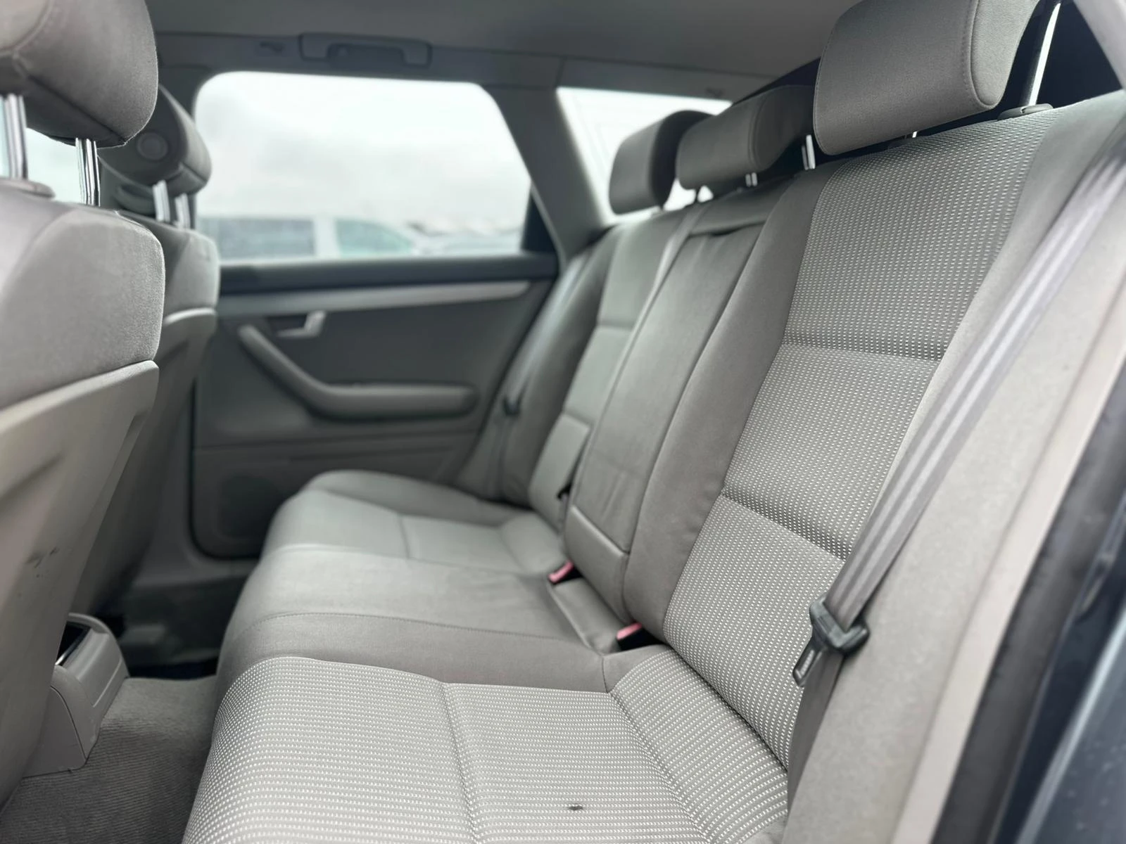 Audi A4 / AVANT / 2.0D / 140 HP /, снимка 12 - Автомобили и джипове - 54064226