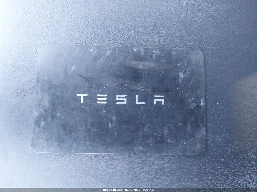 Tesla Model 3 Long Range/Performance, снимка 11 - Автомобили и джипове - 54419071
