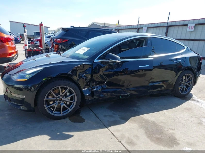 Tesla Model 3 Long Range/Performance, снимка 6 - Автомобили и джипове - 54419071