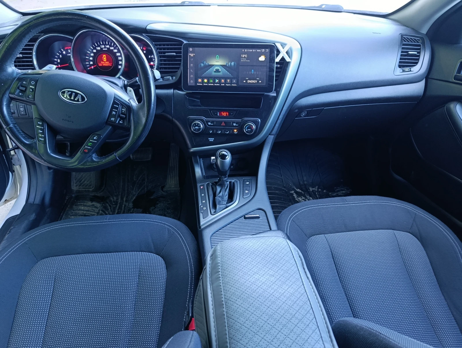 Kia Optima 1.7CRDI, снимка 8 - Автомобили и джипове - 54543256