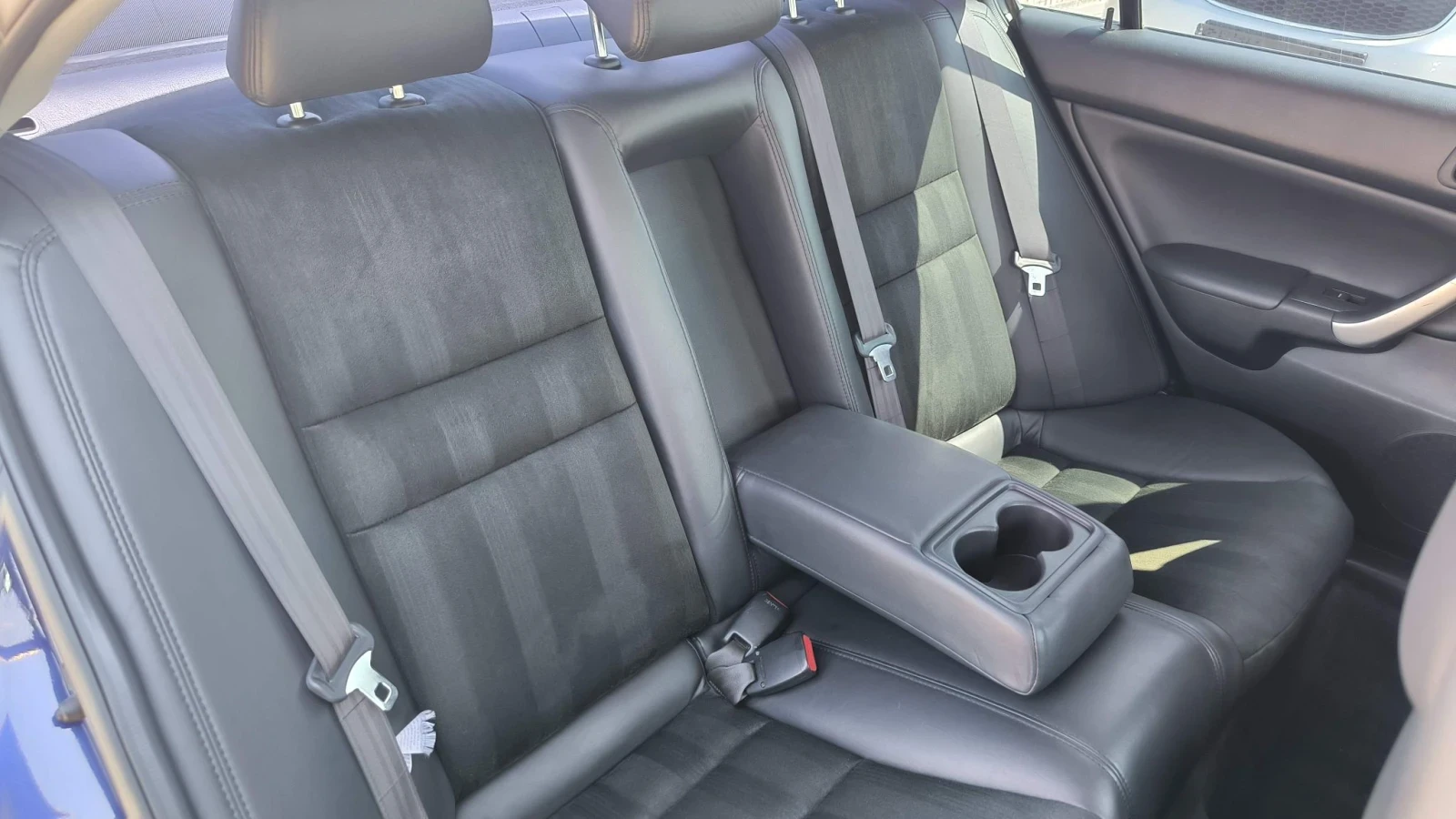 Honda Accord 2.2TD, снимка 11 - Автомобили и джипове - 55615372