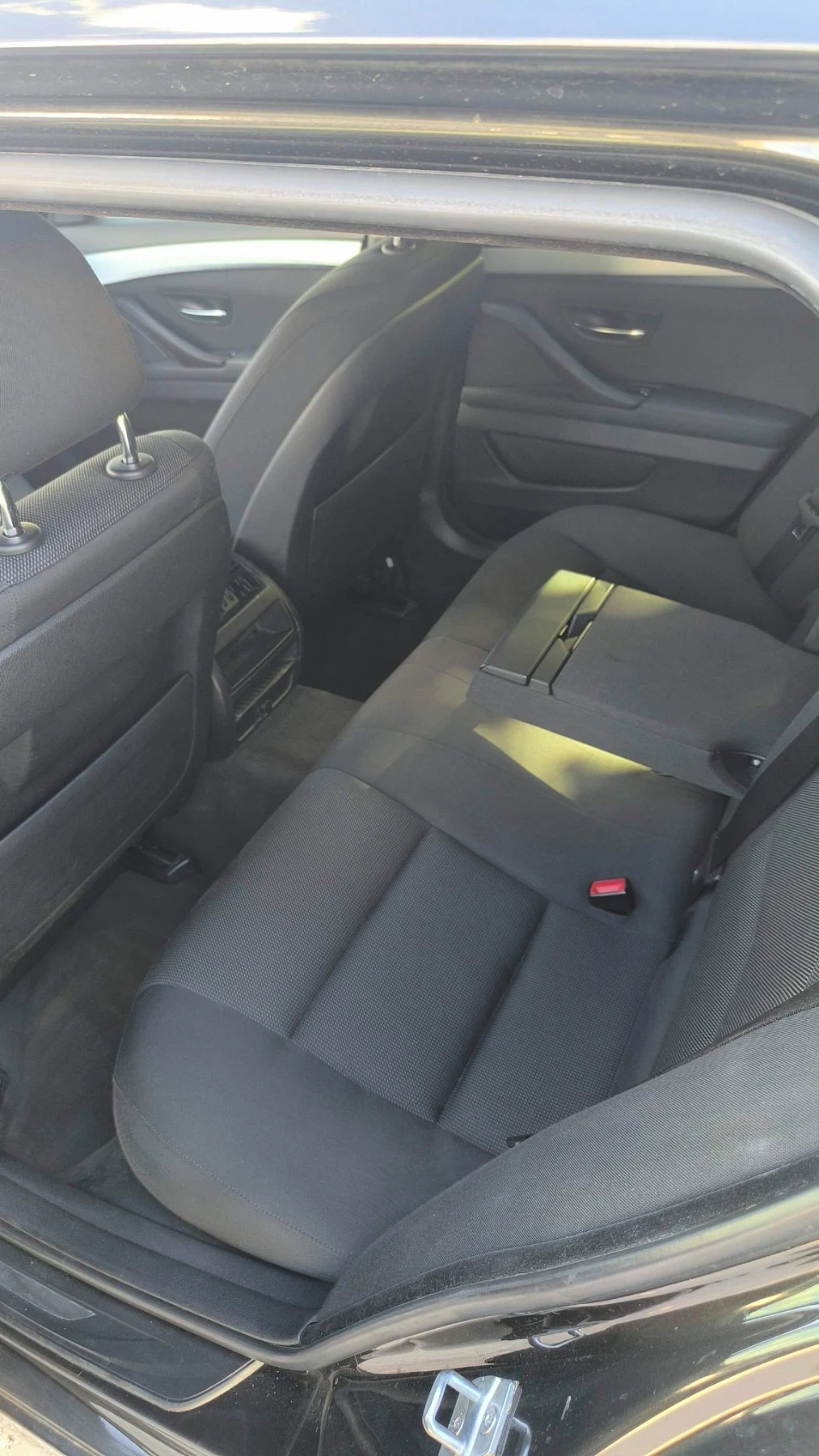 BMW 530 3.0D x-drive full, снимка 12 - Автомобили и джипове - 56007592