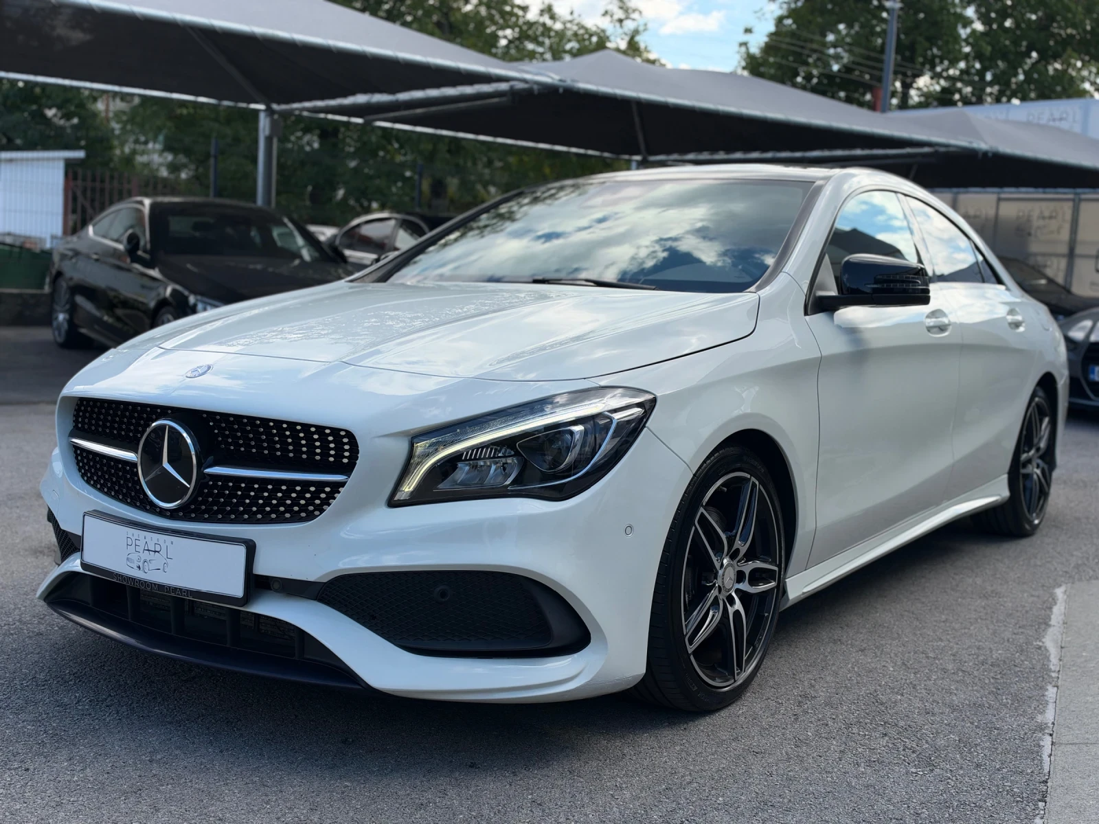 Mercedes-Benz CLA 220 d 4Matic AMG PANO Ambient CAM Distronic Exclusive