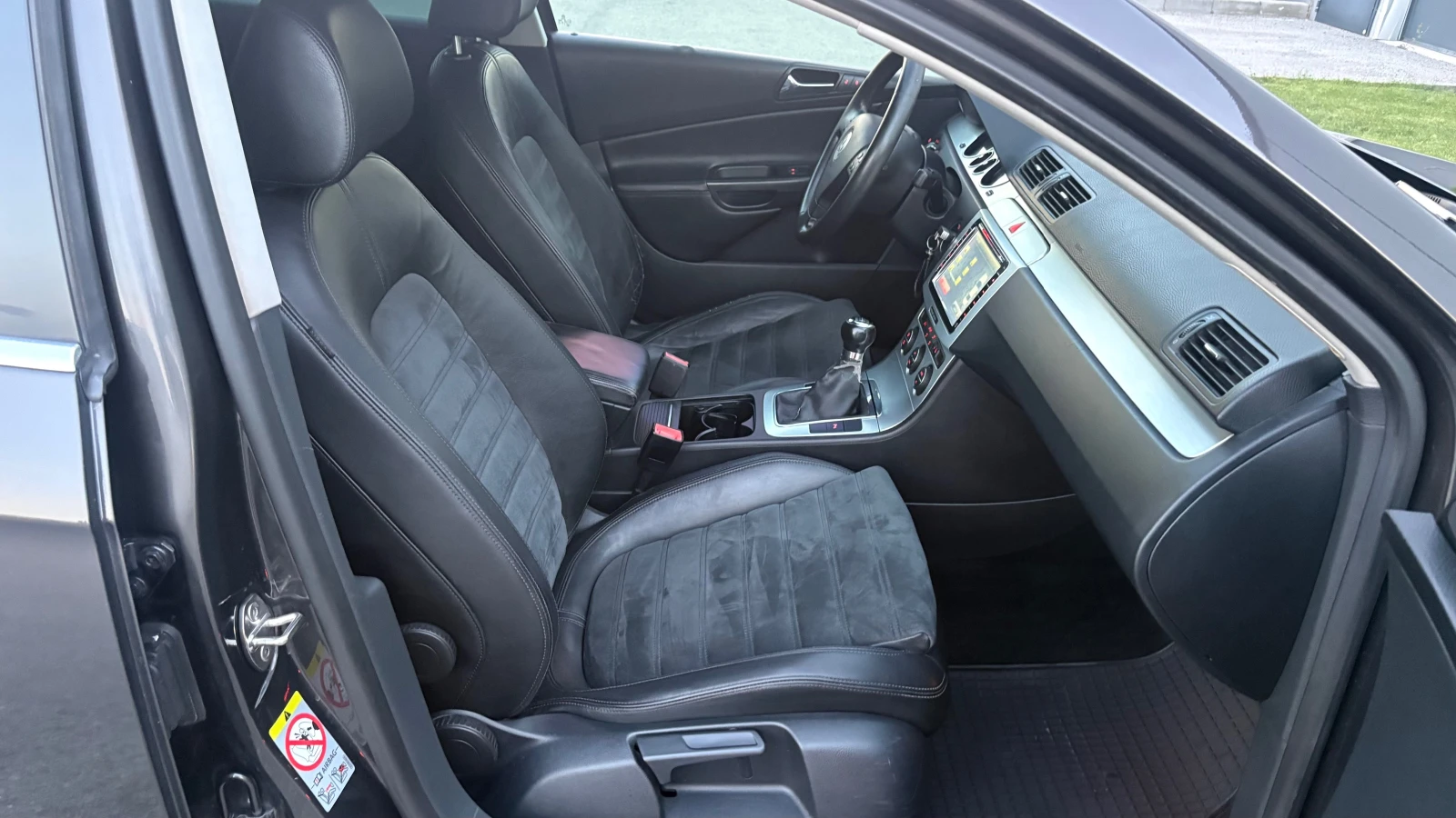 VW Passat NAVI, снимка 12 - Автомобили и джипове - 56379457