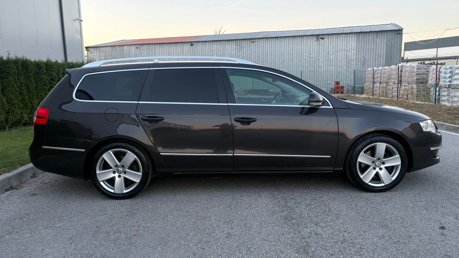 VW Passat NAVI, снимка 4 - Автомобили и джипове - 56379457