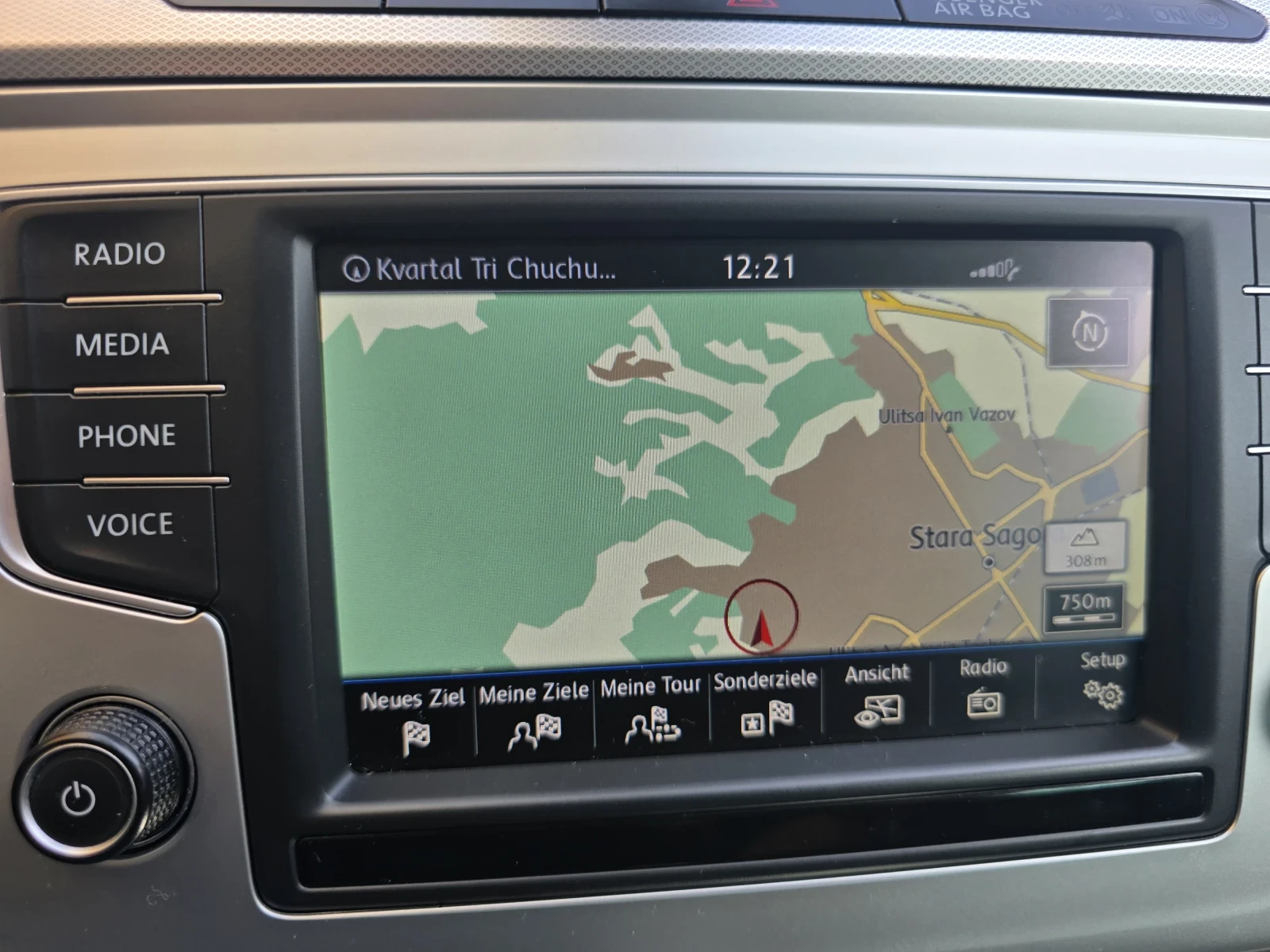 VW Passat 2.0 TDI 150H AUTOMATIK, снимка 13 - Автомобили и джипове - 56578780
