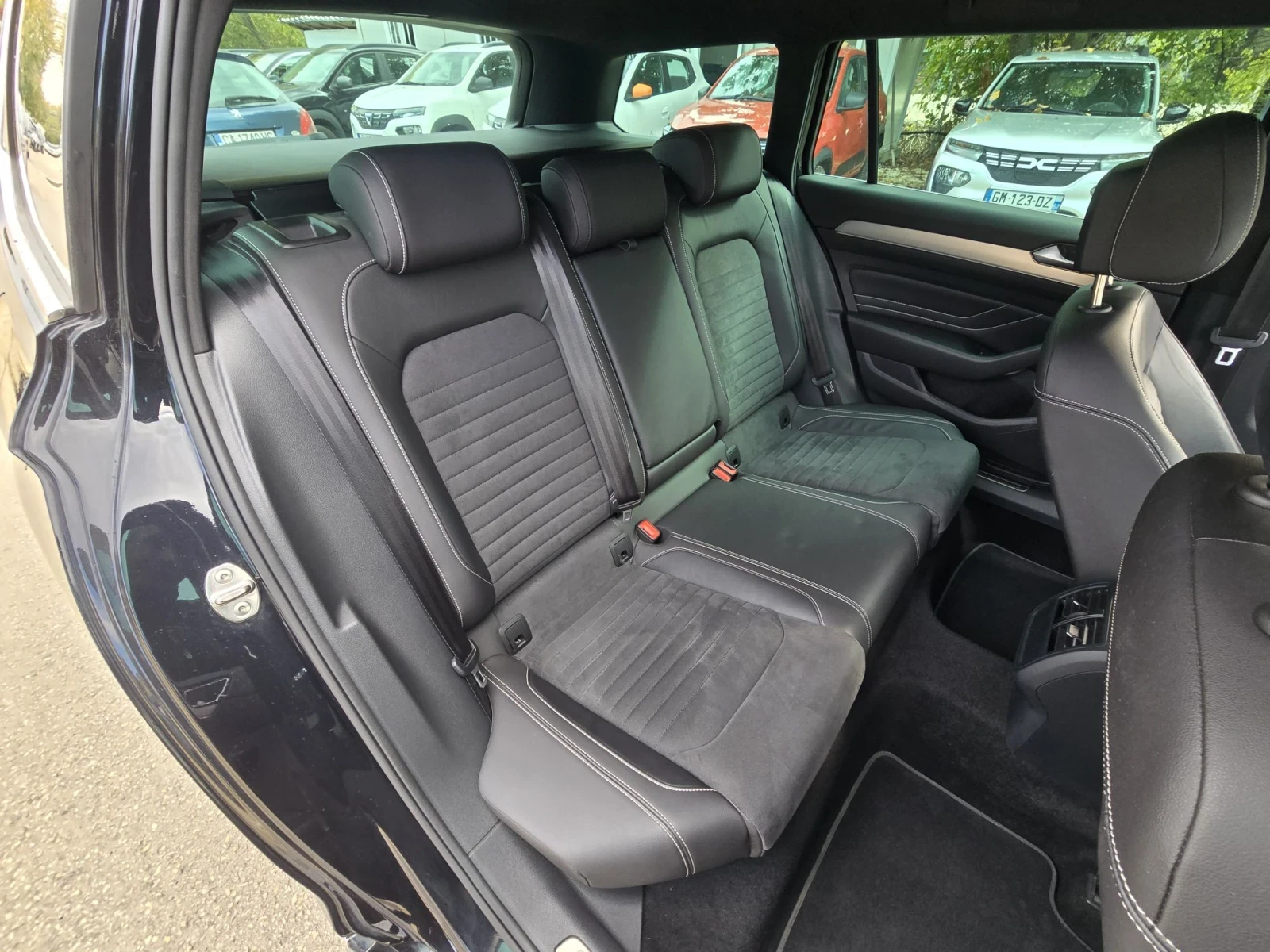 VW Passat 2.0TDI 200�.� 4MOTION ����������  | Mobile.bg � ����������� 14