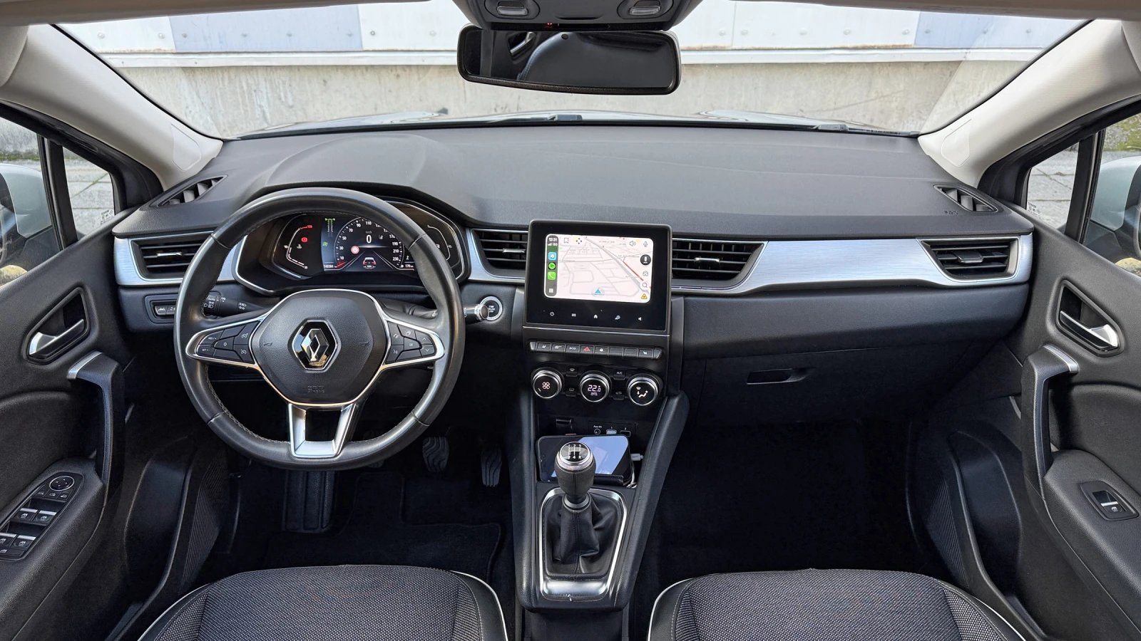 Renault Captur 1.0 TCE Intens, снимка 7 - Автомобили и джипове - 56655843