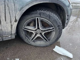 Mercedes-Benz GLC 300 CARFAX/ПРЕДСТАВИТЕЛСТВО/PANO/ВТОРИ ГУМИ И ДЖАНТИ, снимка 6