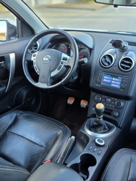 Nissan Qashqai Tekna 2.0i 4x4/Bose/Panorama/Keyless/Xenon  | Mobile.bg � ����� ������ 8