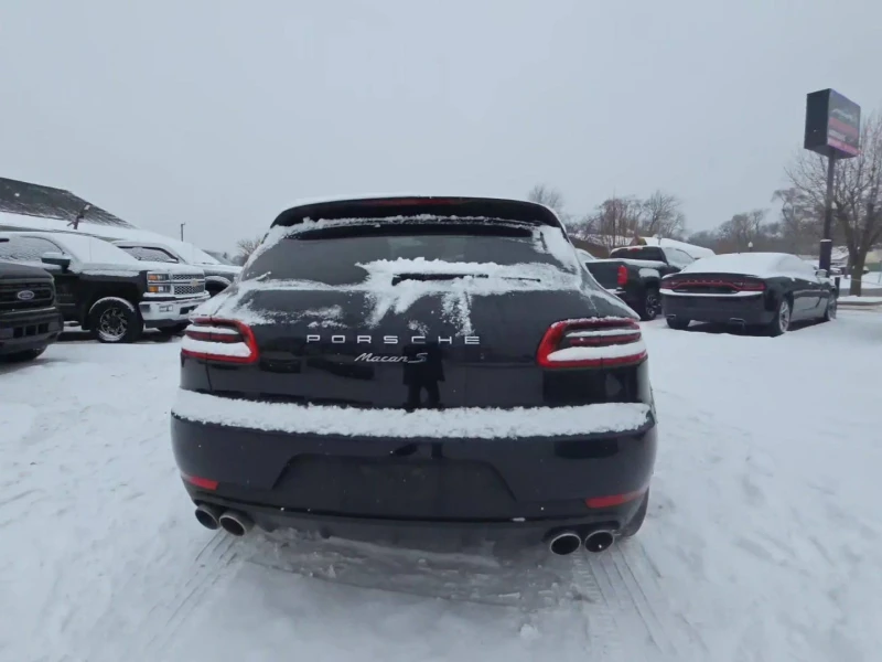 Porsche Macan S* Bose* двойна панорама* мъртва точка* keyless* a, снимка 2 - Автомобили и джипове - 48710435