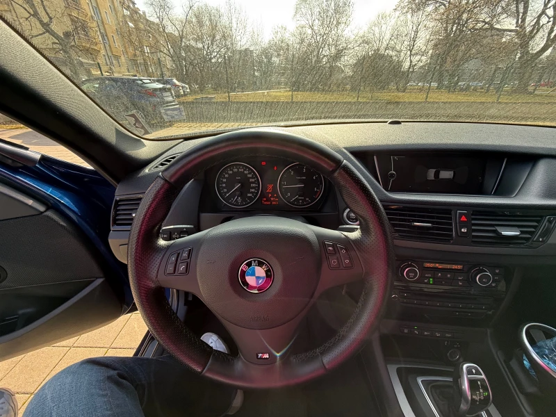 BMW X1, снимка 11 - Автомобили и джипове - 49210643