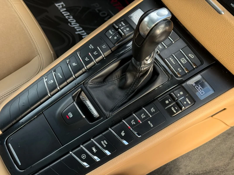 Porsche Macan 2.0Turbo* 2017г* 167.000КМ* Топ Състояние* , снимка 14 - Автомобили и джипове - 53048943