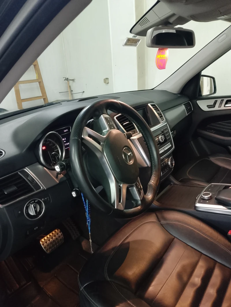 Mercedes-Benz ML 350, снимка 14 - Автомобили и джипове - 53419360