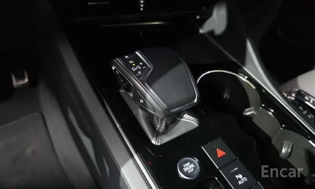 VW Touareg 3.0TDI * R LINE * ОБДУХВАНЕ * HEAD UP * ПАНОРАМА *, снимка 9 - Автомобили и джипове - 55571857