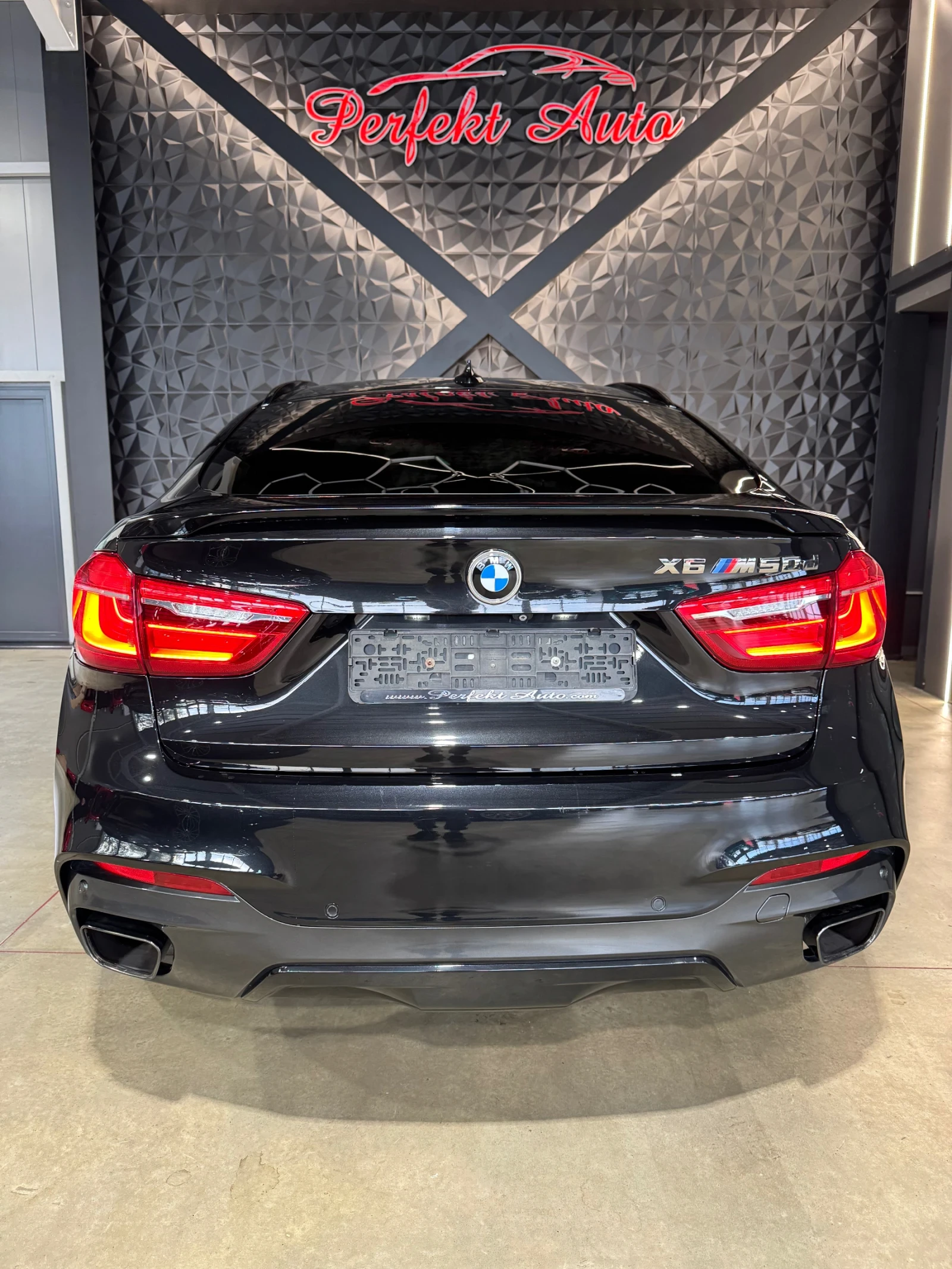 BMW X6 M50d xDrive * HARMAN/KARDON * M PACKET * Шибедах * - изображение 4