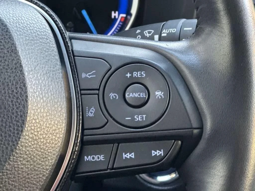 Toyota Rav4  2.5 4x4 Hybrid Team D/AHK/ACC/DAB/ALU/NSW - изображение 9