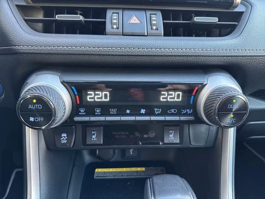 Toyota Rav4  2.5 4x4 Hybrid Team D/AHK/ACC/DAB/ALU/NSW - изображение 7