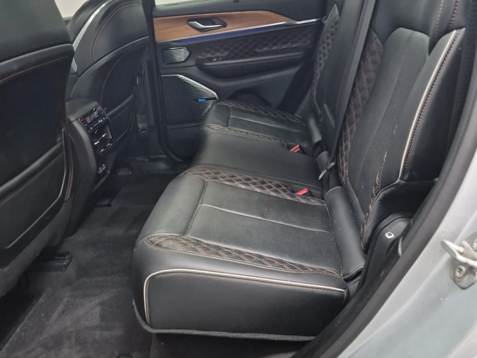 Jeep Grand cherokee SUMMIT RESERVE * 5.7 HEMI * AWD * 1 СОБСТВЕНИК * , снимка 10 - Автомобили и джипове - 54564884