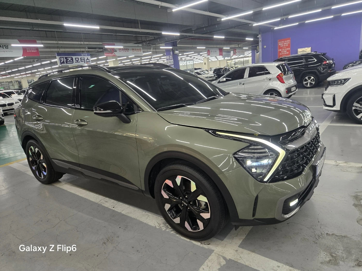 Kia Sportage 2.0 CRDI - OЧАКВАН ВНОС, снимка 2 - Автомобили и джипове - 54629927