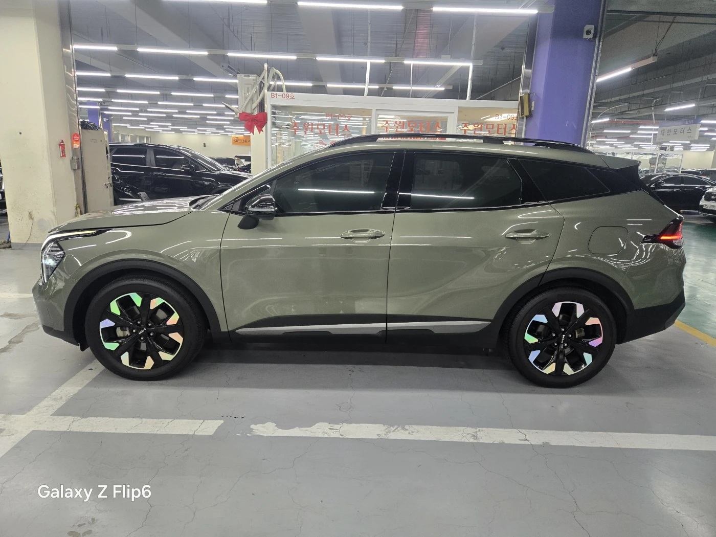 Kia Sportage 2.0 CRDI - OЧАКВАН ВНОС, снимка 4 - Автомобили и джипове - 54629927
