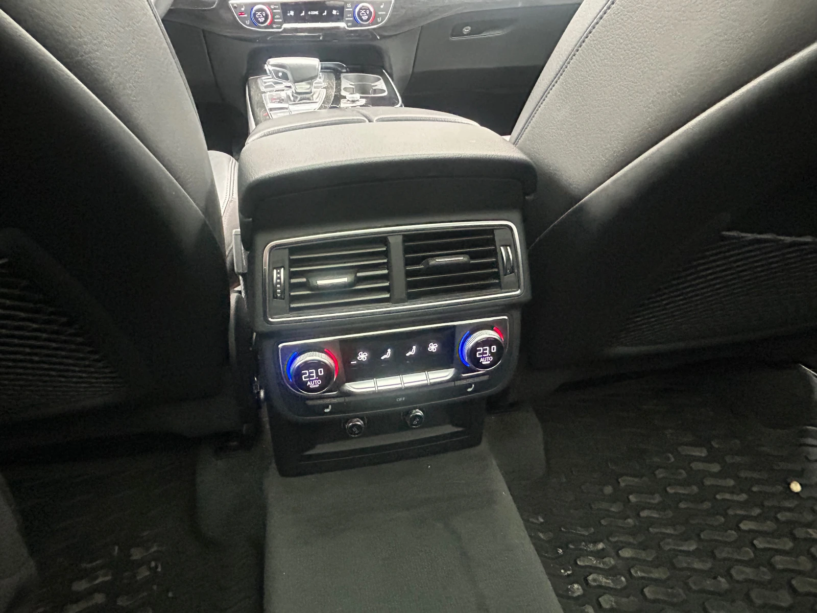 Audi Q7 3.0TFSI S-line, снимка 8 - Автомобили и джипове - 54652901