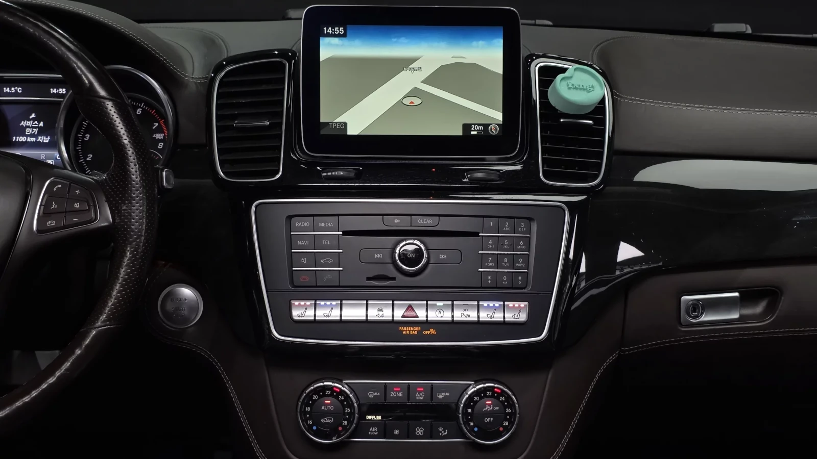 Mercedes-Benz GLS 500 4MATIC AMG PKG| 9G-TRONIC| HARMAN/KARDON| DESIGNO|, снимка 9 - Автомобили и джипове - 54778180
