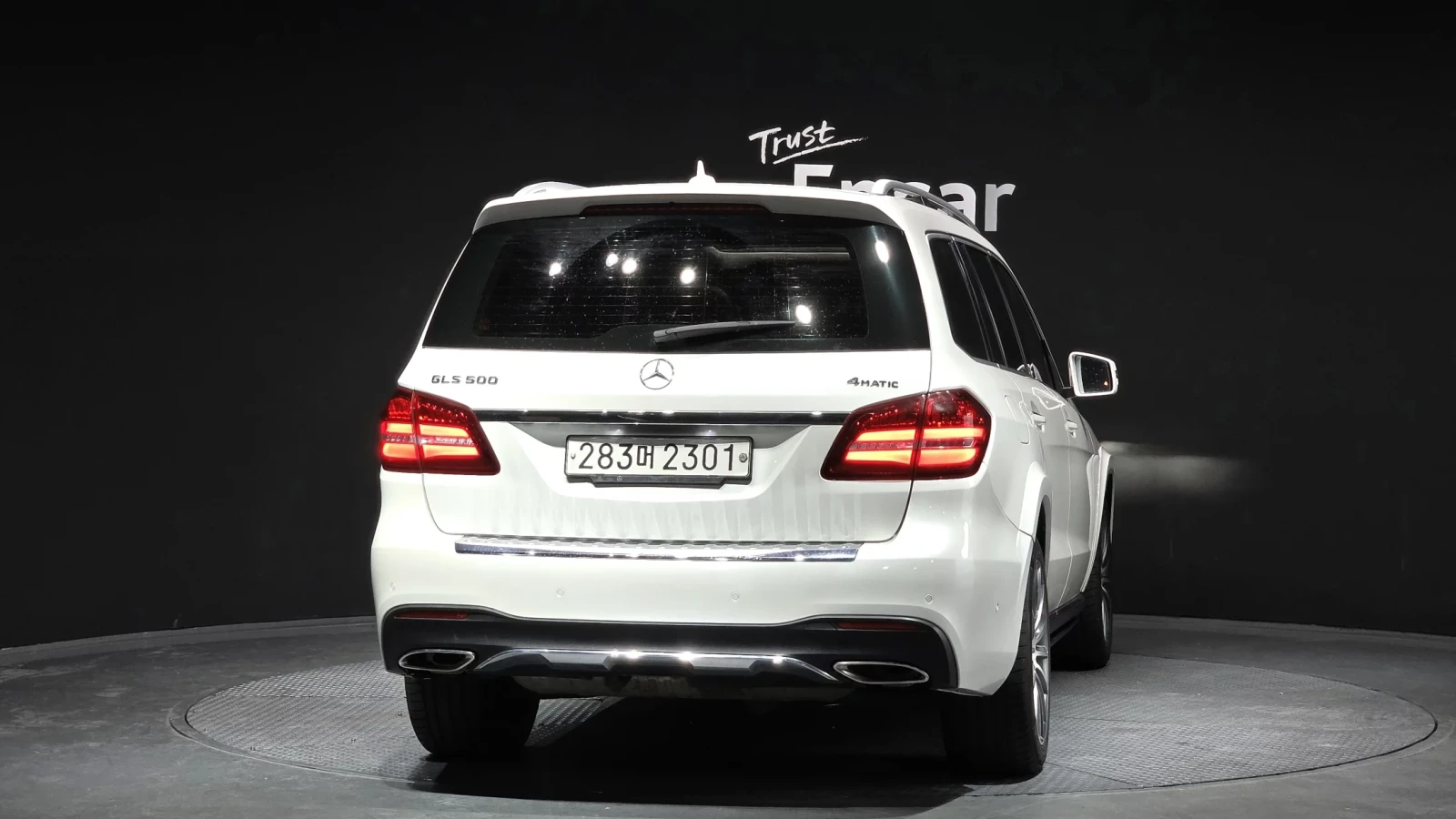 Mercedes-Benz GLS 500 4MATIC AMG PKG| 9G-TRONIC| HARMAN/KARDON| DESIGNO|, снимка 3 - Автомобили и джипове - 54778180