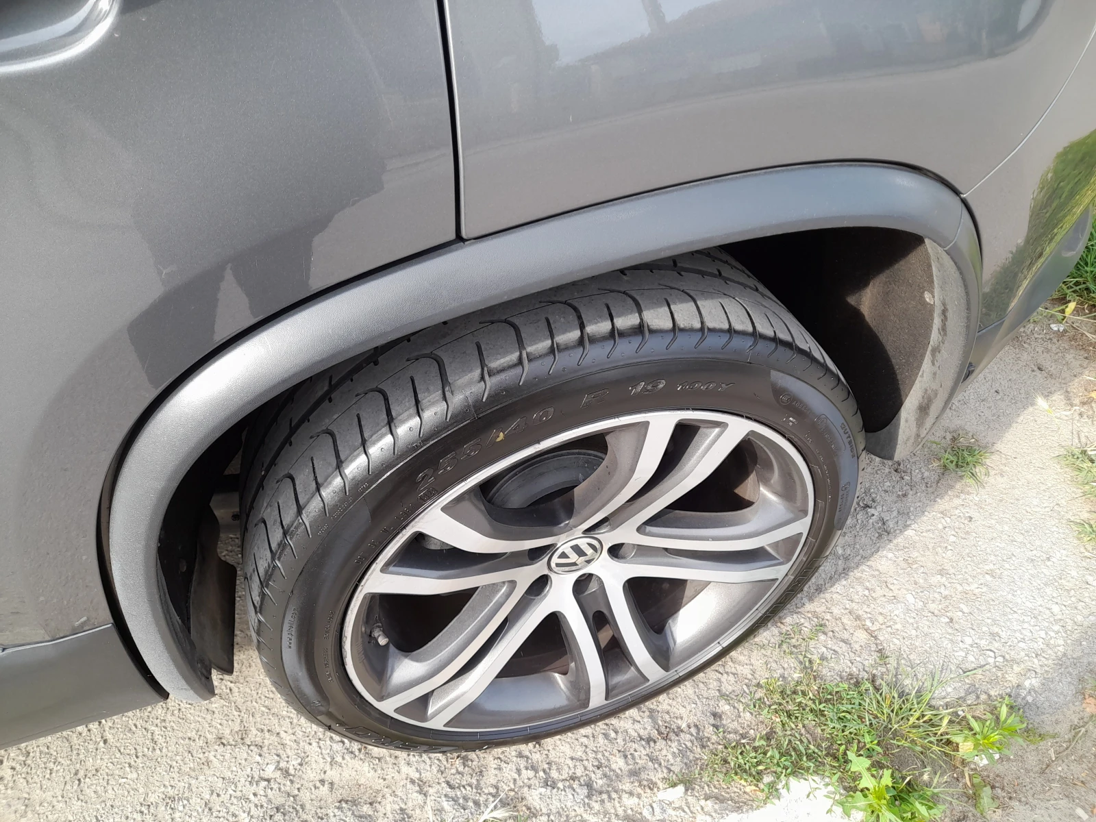 VW Tiguan 2.0TDi R-line ���� 4�4  | Mobile.bg � ����������� 10