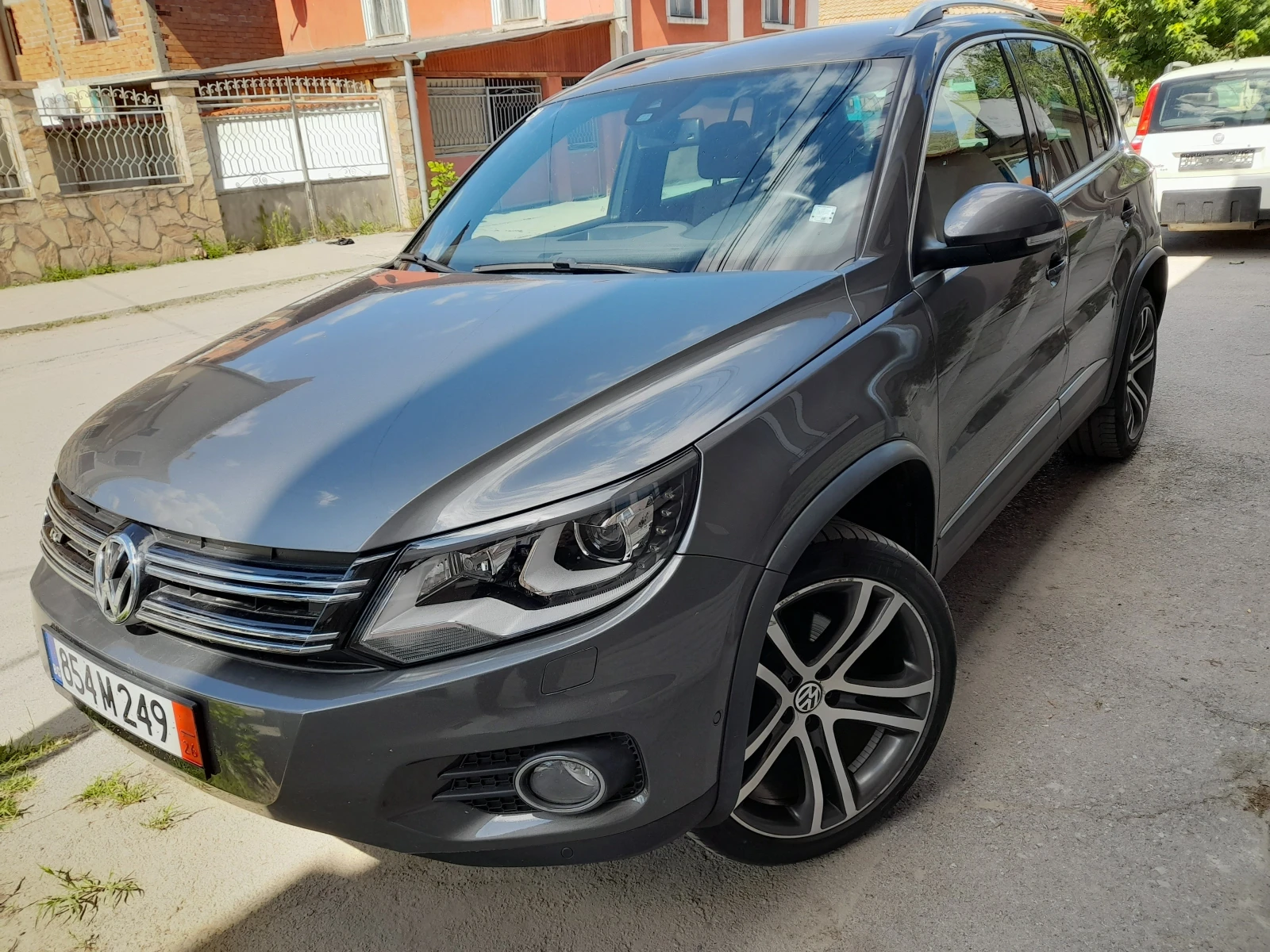 VW Tiguan 2.0TDi R-line ���� 4�4  | Mobile.bg � ����������� 15