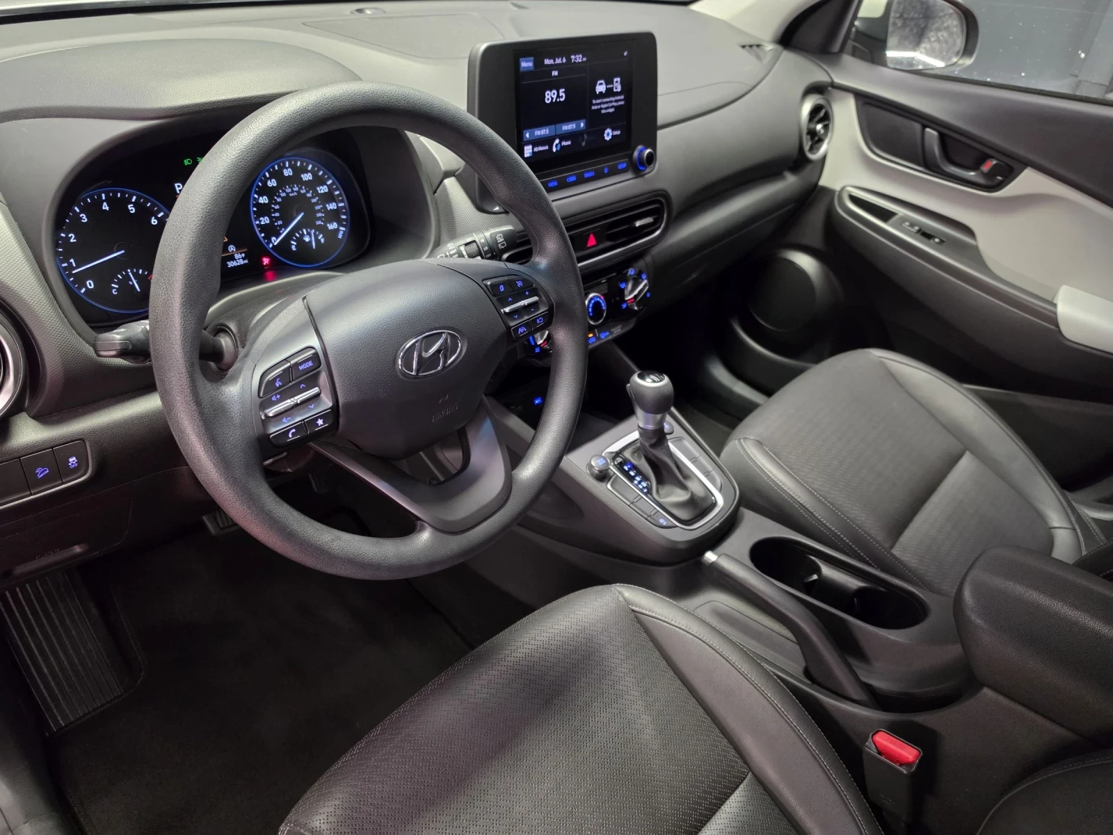 Hyundai Kona 2.0* FACELIFT* AWD* АВТОМАТ* KEYLESS* LINEASIST* , снимка 5 - Автомобили и джипове - 55208102