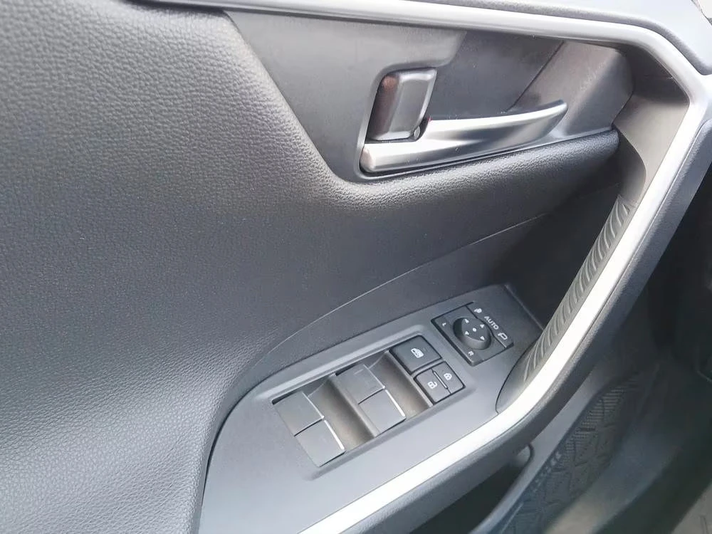 Suzuki Across 2.5PHEV/306HP/COMFORT+ /4X4/LED/KLESS/DIGI/495q | Mobile.bg � ����������� 12