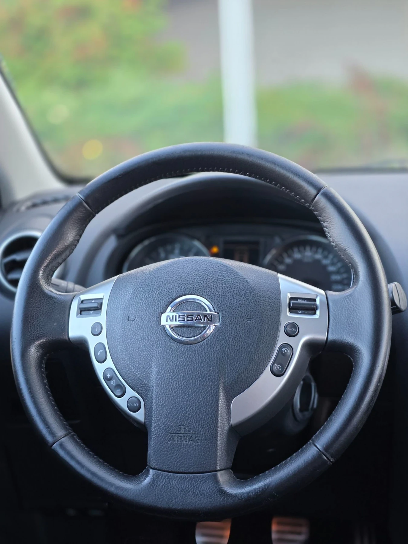 Nissan Qashqai Tekna 2.0i 4x4/Bose/Panorama/Keyless/Xenon  | Mobile.bg � ����������� 13