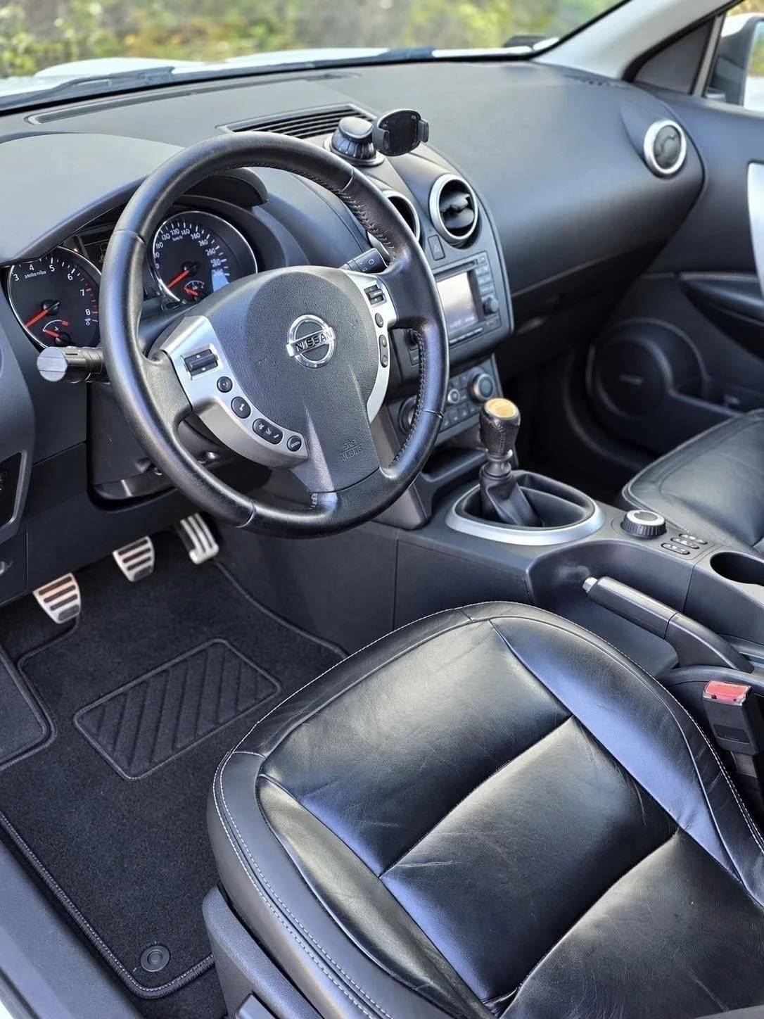 Nissan Qashqai Tekna 2.0i 4x4/Bose/Panorama/Keyless/Xenon  | Mobile.bg � ����������� 7