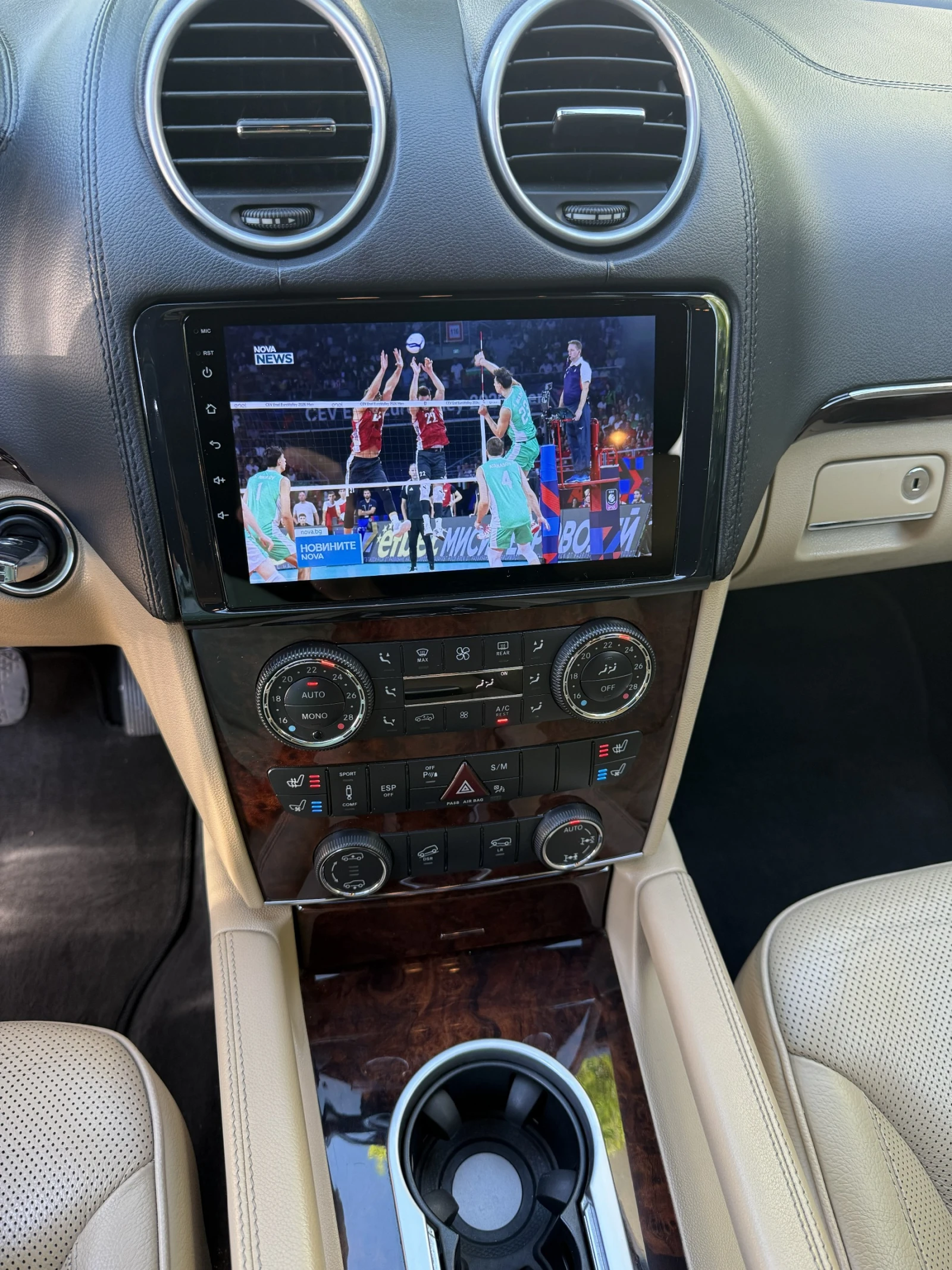 Mercedes-Benz GL 350 BlueEfficiency, снимка 9 - Автомобили и джипове - 56637897