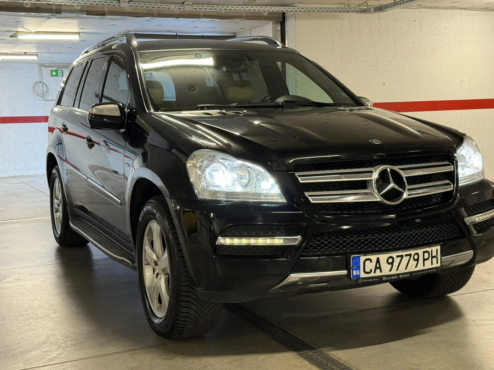 Mercedes-Benz GL 350 BlueEfficiency, снимка 15 - Автомобили и джипове - 56637897