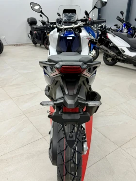 Honda X-ADV 750 Mat Pearl Glare White - ФАБРЧНО НОВ! | Auto.bg — изображение 5