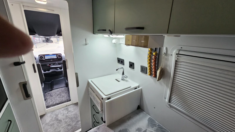 Кемпер Mercedes-Benz 4х4  , снимка 5 - Каравани и кемпери - 53500803